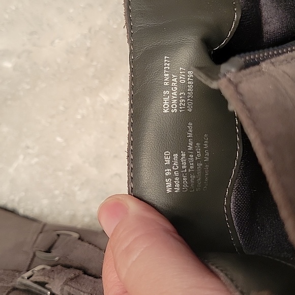 Sonoma Vitalize Dark Gray Suede Bootie - Picture 11 of 13